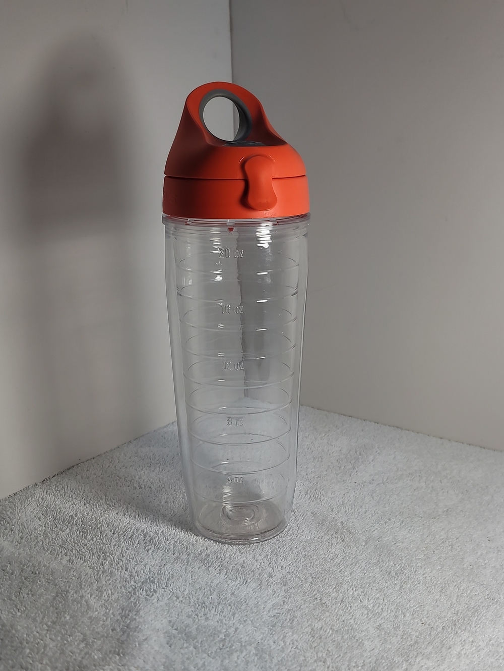Tervis Orange Screw-Top Drink Mixer Bottle with Flip Handle 20oz NWOT